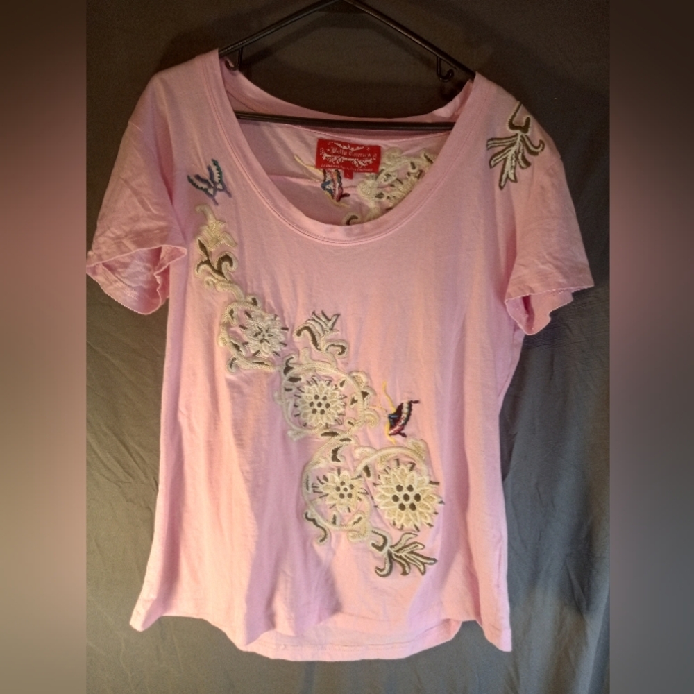 Bella Carra Pink Embroidered Floral Scoop Neck Tee